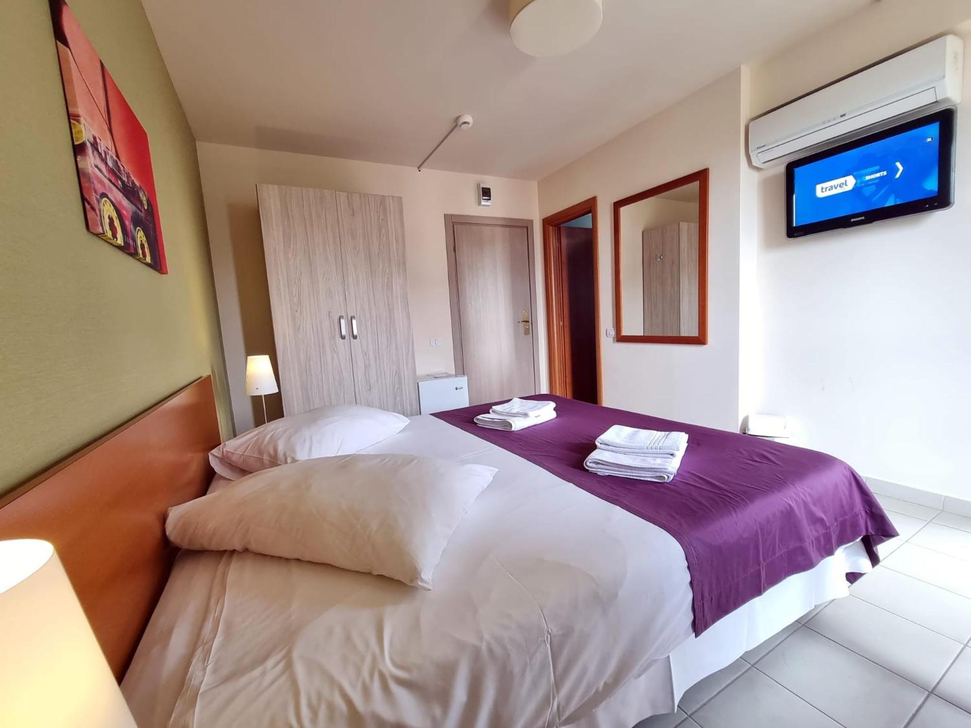 Hotel Cochet Năvodari Eksteriør billede